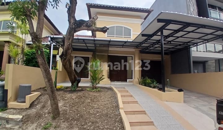 For Rent Ready-to-Live House Citraland Utama 210m Land 3 Bedrooms Newly Renovated