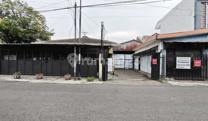 Business House on Jl Asem Raya Mulya (Ex Body Repair Workshop)