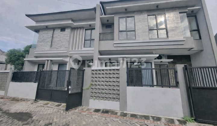 Rumah Hook Pakal Madya Jaya