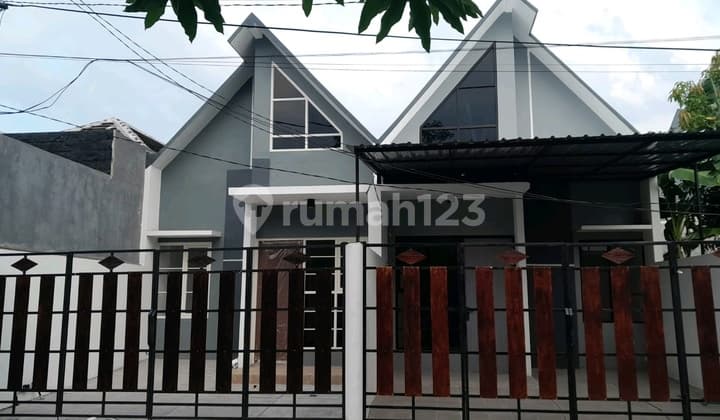 Wiguna Selatan 2 Rumah Jejer Baru Gress