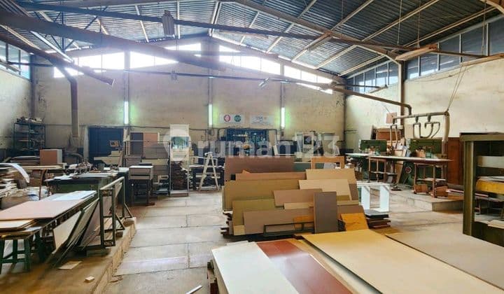 Gudang Sunter 25X59 2Lt Ada 3Kmr Mandi.listrik 11000.