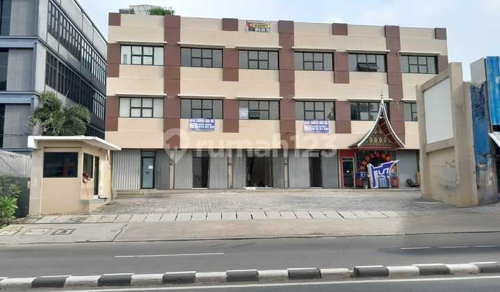 Ruko Gandeng Strategis Menghadap Jalan Raya, Kemanggisan, Jakarta Barat