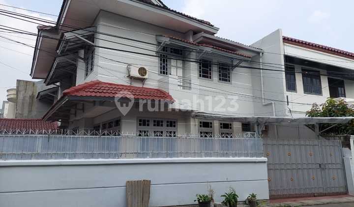 Second-Hand House, Land Calculation, Can Build 5 Minimalist Houses, Taman Ratu, West Jakarta
