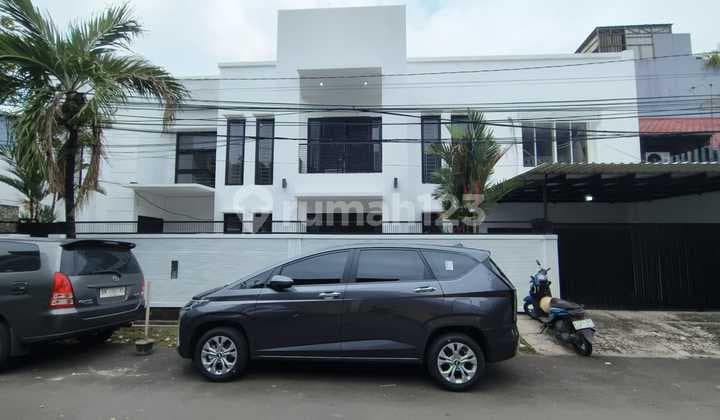 Well-Maintained Good House, Tanjung Duren, West Jakarta