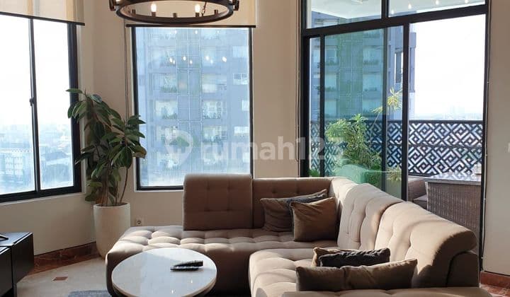 Dijual Penthouse Apartemen Permata Gandaria,Mewah Unit Fresh baru di renovasi,view timur selatan,type loft lt 19 & 20, Pet Friendly, Extra Gudang pribadi di basement