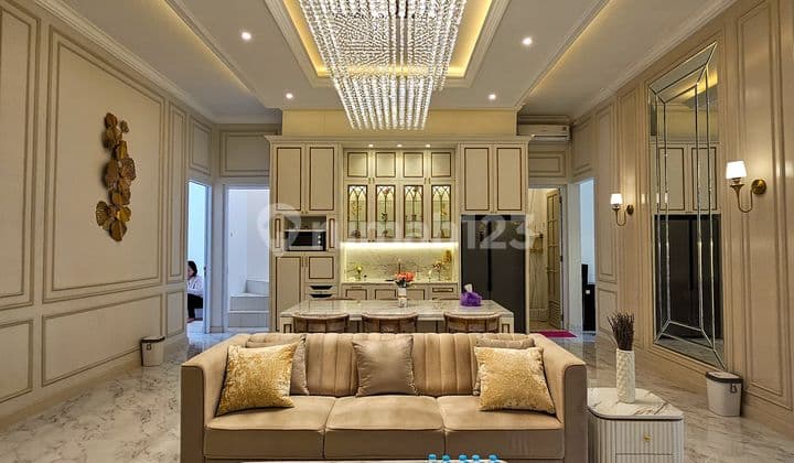 Dijual Rumah Brand New Classic Pondok Indah Jakarta Selatan