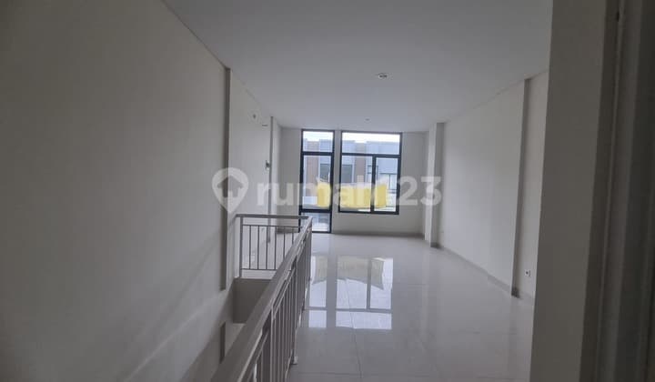 Mau Jual Cepat Termurah Ruko Avenix 92, Baru Dekat Kampus Atmajaya,Padel Hub, Stasiun Kereta,Pasar Intermoda..Sel