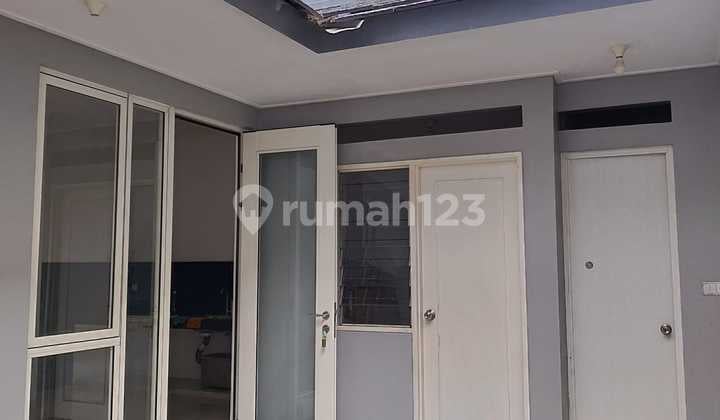 Rumah di Sutera Leora Jarang Ada,Minimum Sewa 2 Th, Hadap Selatan Lokasi Strategis Dekat ke Tol,Pasar, Kampus Binus, Mal, Rs ,Mi