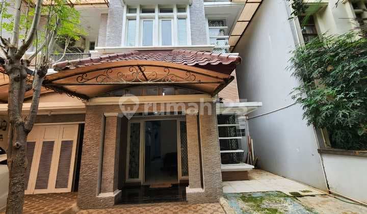 rumah gading kusuma luas 180m hadap utara bagus dan rapi