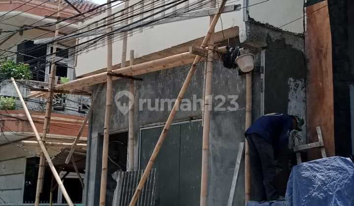 rumah brand new ancol selatan luas 64.5m hadap timur bangunan 2.5 lantai