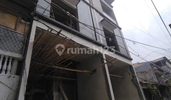 Brand New House in Pademangan, 66M Area, Full Granite, Full Red Brick