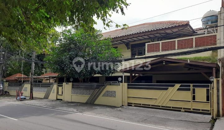 rumah sunter pinggi jalan raya sangat strategis cocok untuk usaha luas 405m