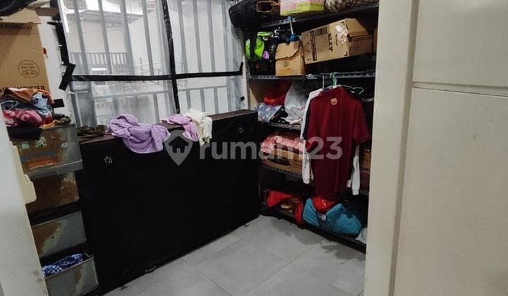 Rumah Sunter Hijau Luas 78M Bangunan 2 Lantai Tidak Masuk Banjir