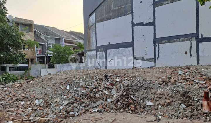 Tanah Janur Asri Luas 292m Ada 2 Unit Tanah Luas 188+104m Hadap Selatan Barat