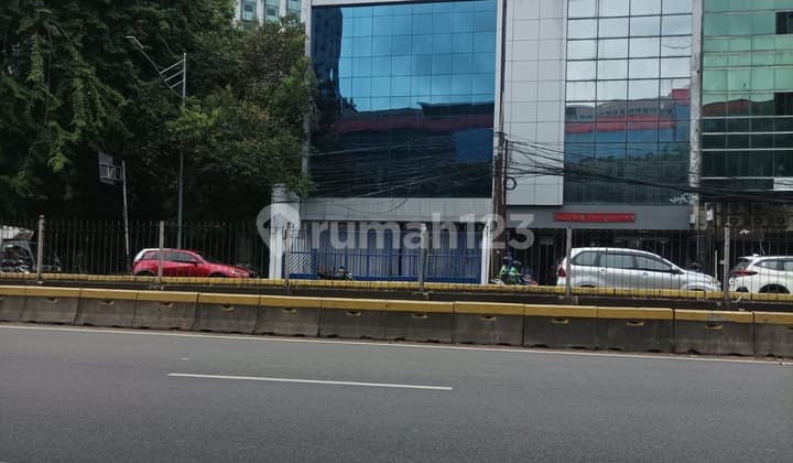 Main Road Row House Connected Unit Price 11.5 Billion Very Cheap Rarely Available