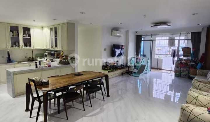 Mangga Dua Court, 150 sqm, 8th Floor, Good Furnished Condition, Ready to Move In.
