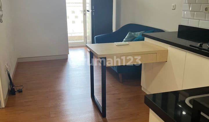 DI JUAL 2 BR FULLY FURNISH APARTMEN SPRING LAKE SUMMARECON BEKASI