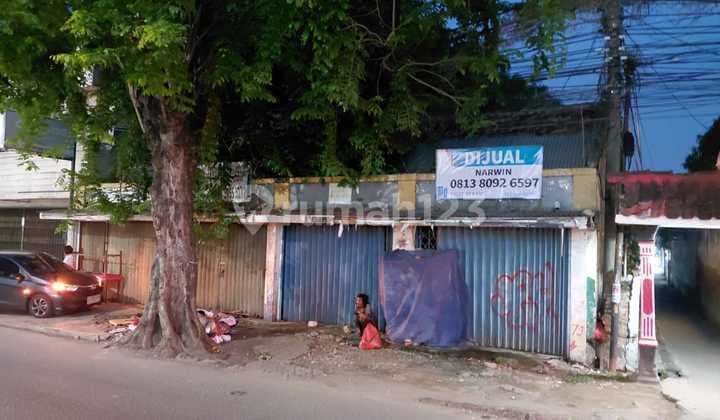 Di Jual Tanah Dan Bangunan tua di Karawang Barat