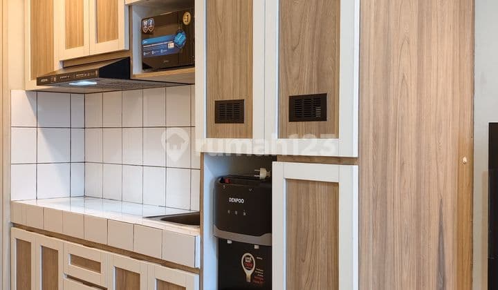 English translation: For Rent: Fully Furnished Studio Apartment in Springlake Bekasi