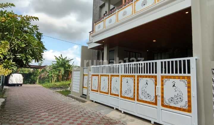 Rumah Siap Huni 2 Lantai di Jl.kaliurang Km 10,Dekat Pasar Gentan