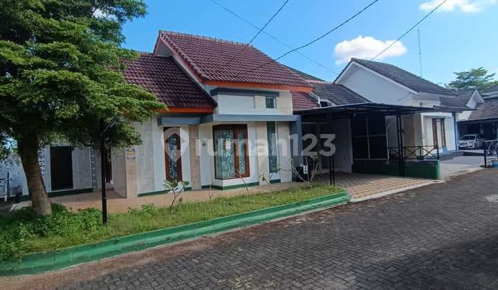 House in ELITE Housing in Mlati Sleman, Near RSA UGM