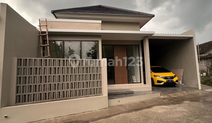 Rumah Siap Huni Desain Limasan Modern di Purwomartani Kalasan Sleman