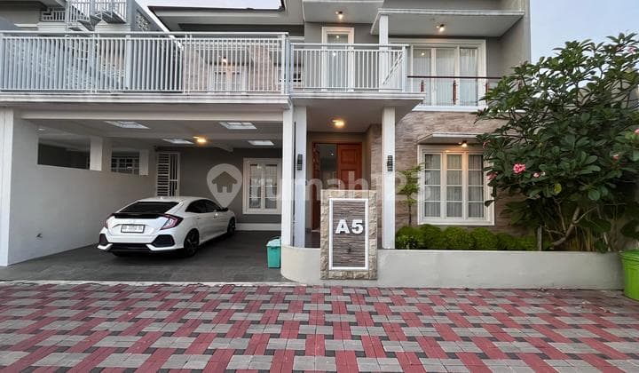 Two-story house in Maguwoharjo area, near WATERBOOM JOGJA BAY.