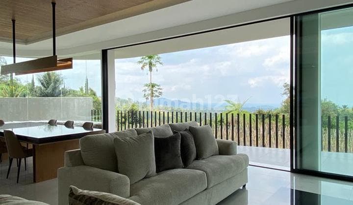 Vila Baru Lokasi Strategis Nyaman Asri