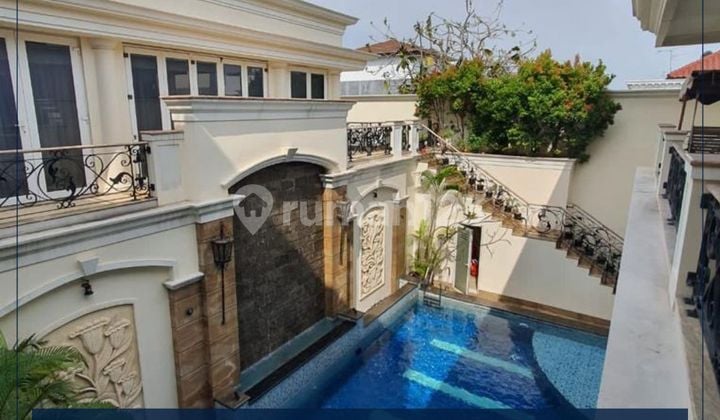 Luxury European Classic Design House with Swimming Pool in PIK 1