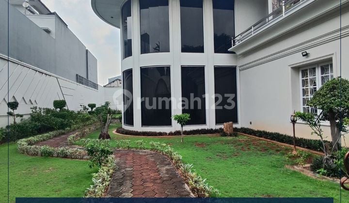 Rumah Halaman Luas Cocok Buat Klinik, Kantor, Gudang Dll di Kemanggisan - Jakbar