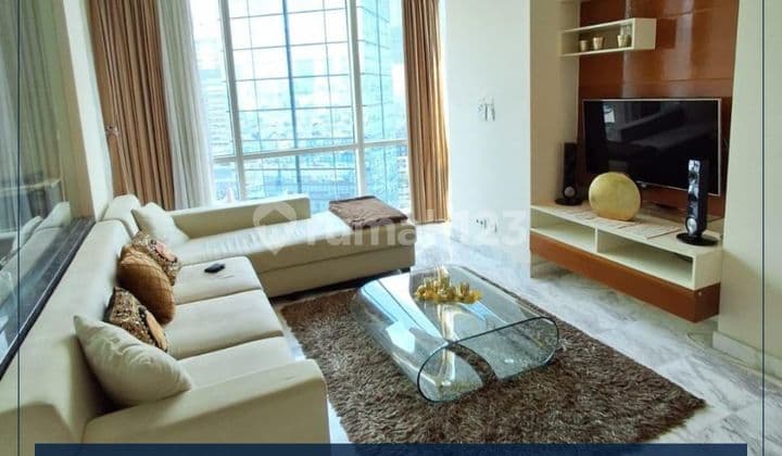 Cheap !! The Peak Sudirman Apartment South Jakarta - 3 Bedrooms Private Elevator - Middle Floor