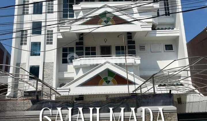 Rumah Bagus bisa untuk Kost²An, Lokasi Strategis di Gajah Mada - Jakarta Barat