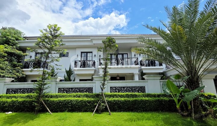 Luxury House At Pondok Indah
