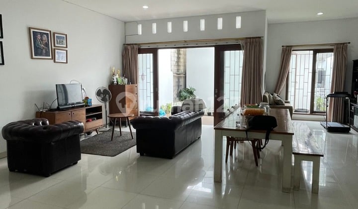 Dijual Rumah Tanjung Barat Indah Jakarta Selatan