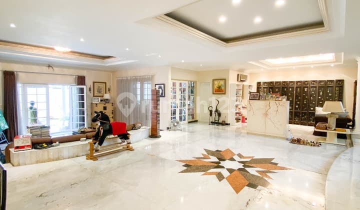 Rumah Lingkungan Elit.jln.kuningan Jakarta Selatan