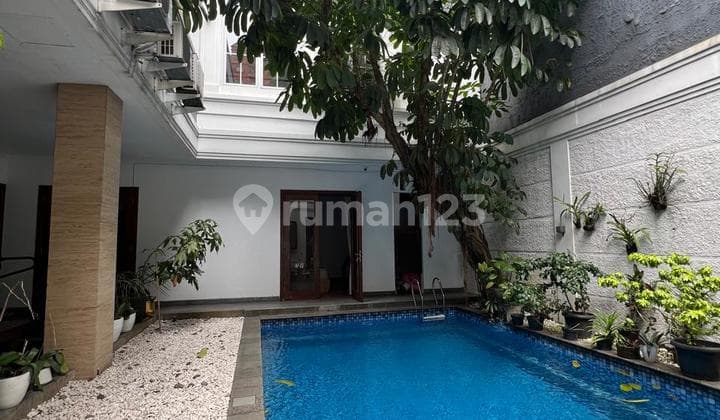 Rumah Pondok Indah Lokasi Bagus