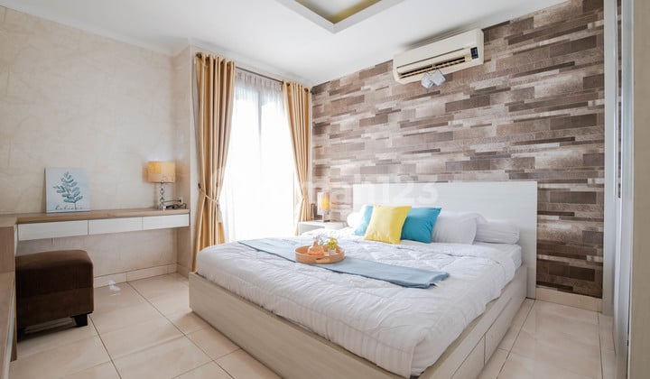 Disewakan Apartemen The Boulevard 1BR Fully Furnished, Lokasi dengan Pusat Perbelanjaan Tanah Abang, Thamrin, Monas