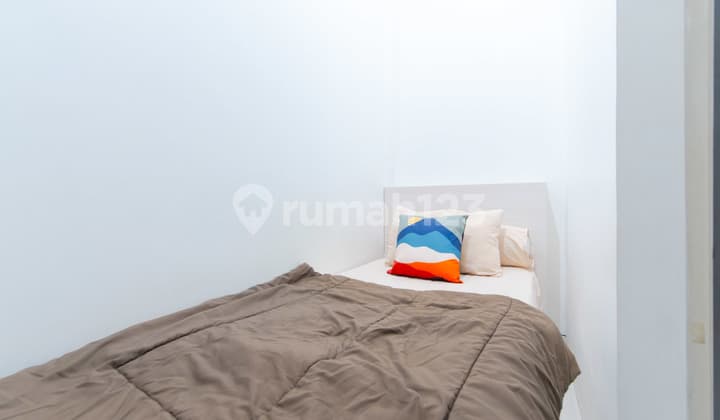 Kost Grogol with TV, Abdihome Arcaya Ready to Occupy, Near Trisakti and Pt. Haleyora Powerindo