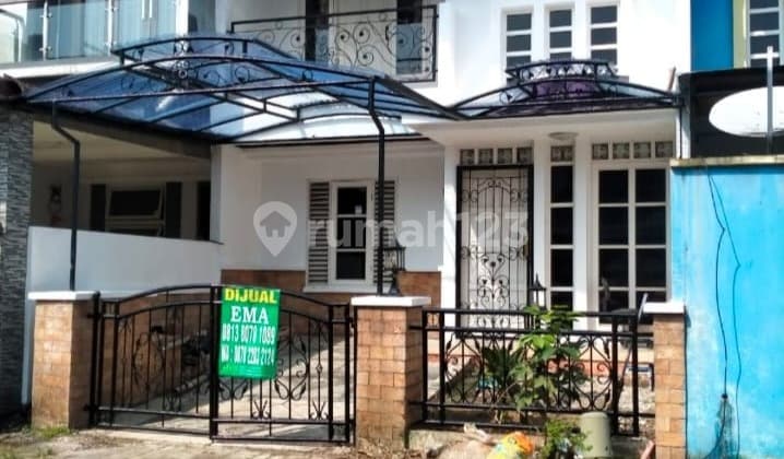 For Sale: House in Front of Puspita Citra Raya Park
