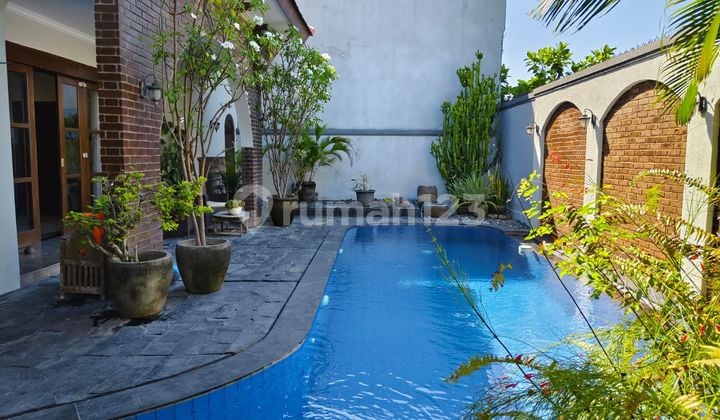 House in the elite Imam Bonjol area, near Sunset Road Kuta, airport