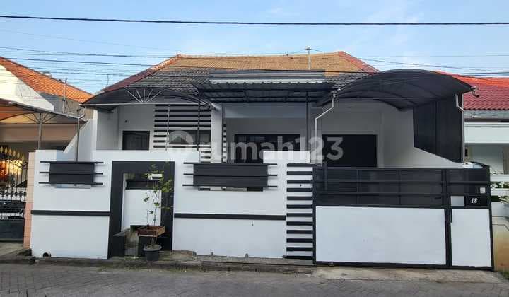 Rumah Daerah Lebak Kenjeran Cocok Untuk Hunian Atau Usaha Online Row Jalan 2,5 Mobil