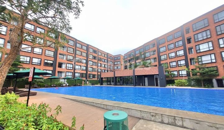 BISA KPA, SIAP HUNI, HADAP TIMUR 2 BEDROOM LLOYD APARTEMEN ALAM SUTERA