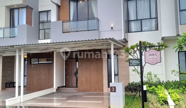 Selangkah ke Pasar 8, Rumah Agra di Suvarna Sutera Tangerang