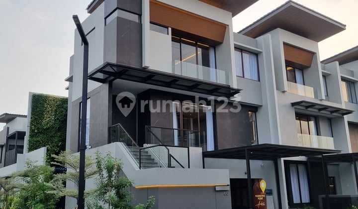 1 Menit Ke The Spring Club Rumah Cluster Heron Summarecon Gading Serpong