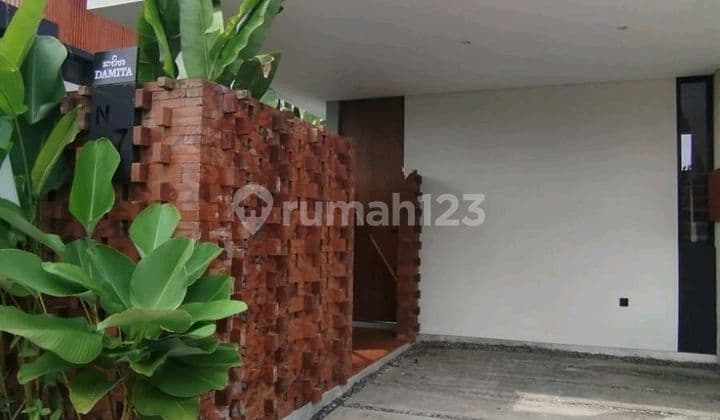 Rumah Villa 2Lt di Damara Village Ubud Badung Bali