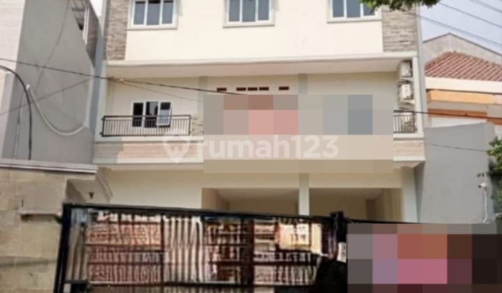 Jual Gedung 3lt di Kemayoran Bagus