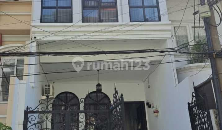 rumah minimalis 3 lantai semi furnished di sunter