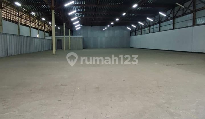 Gudang Siap Huni Masuk Countener 40 Fet di Cikokol Tangerang Banten