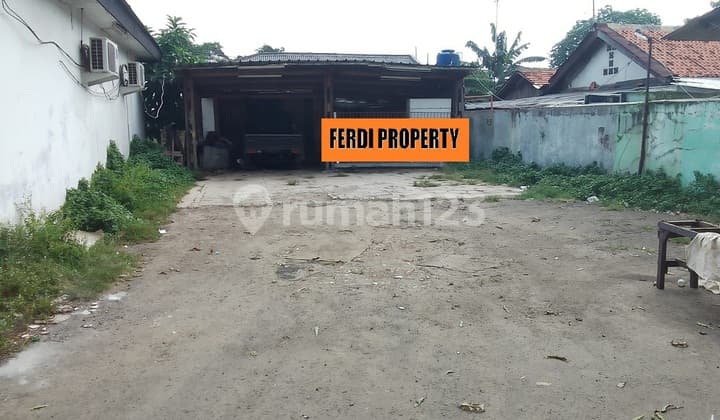 Ruang Usaha Minim Renovasi LT 666 M2 Lokasi Dekat Pasar Munjul