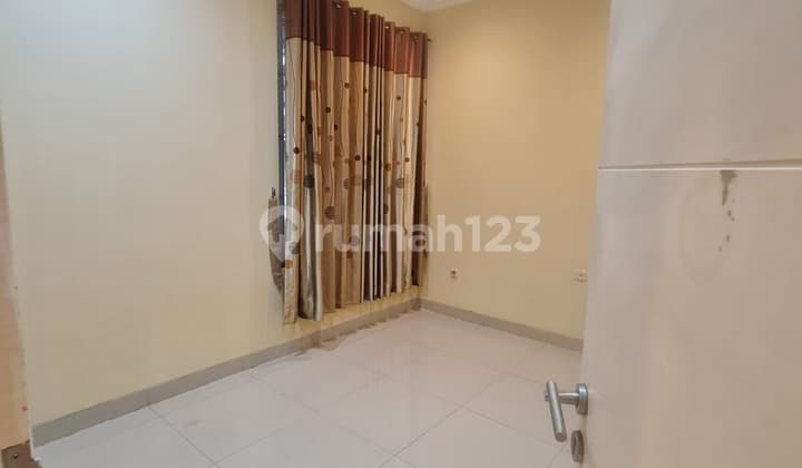 Bu Rumah Unfurnished LT 133 M2 Hadap Selatan Akses 5 Pintu Toll